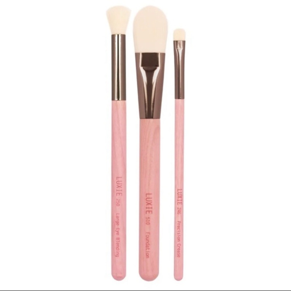 NIP Luxie 3-piece Brush Set